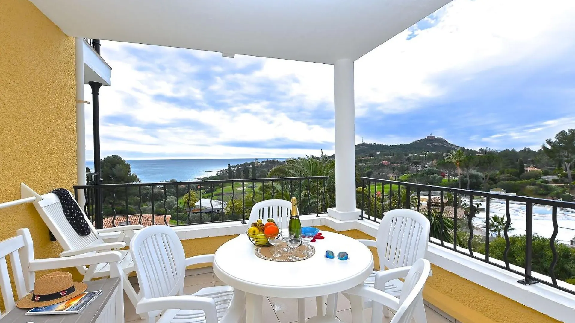 Apartment Village Cap Estérel - Le Village-1 Saint-Raphaël